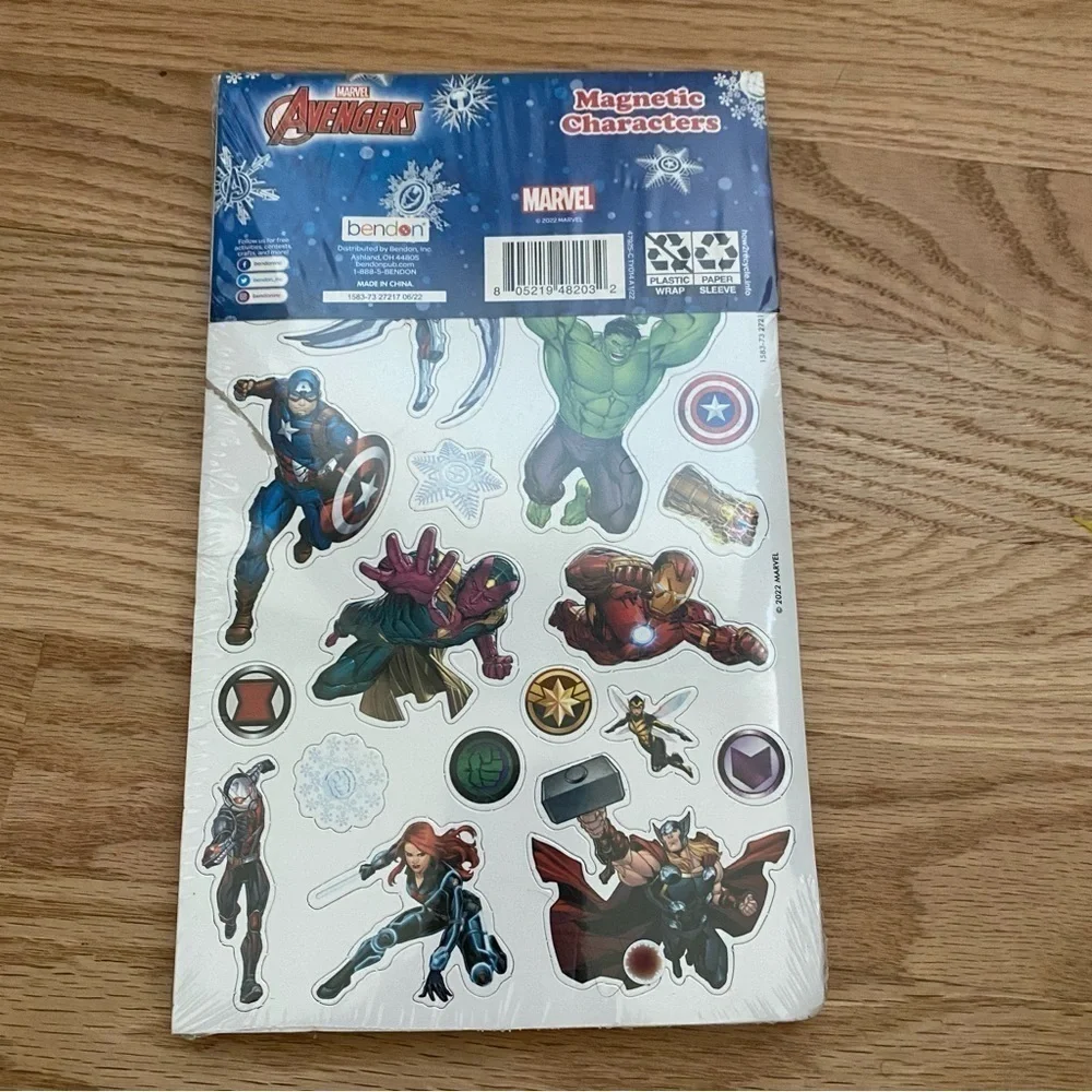 Avengers Double Sided Adventure Magnet Characters Set NEW Christmas Thor Captain